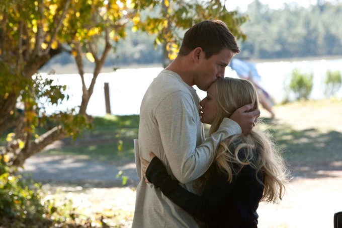 分手信 蓝光原盘下载+高清MKV版 / 最后一封情书(台) 2010 Dear John 41.10G插图3-2QO爱趣游 分手信 蓝光原盘下载+高清MKV版 / 最后一封情书(台) 2010 Dear John 41.10G插图3-2QO爱趣游