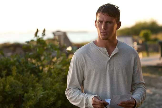 分手信 蓝光原盘下载+高清MKV版 / 最后一封情书(台) 2010 Dear John 41.10G插图2-2QO爱趣游 分手信 蓝光原盘下载+高清MKV版 / 最后一封情书(台) 2010 Dear John 41.10G插图2-2QO爱趣游