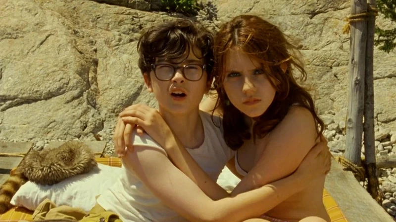 月升王国 蓝光原盘下载+高清MKV版/小学鸡私奔记 2012 Moonrise Kingdom 31.06G插图3-2QO爱趣游 月升王国 蓝光原盘下载+高清MKV版/小学鸡私奔记 2012 Moonrise Kingdom 31.06G插图3-2QO爱趣游