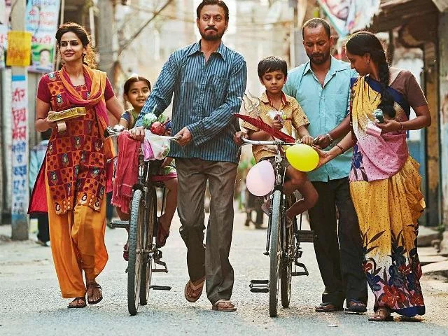 起跑线 蓝光原盘下载+高清版 可怜天下父母心 / हिंदी 2017 Hindi Medium 43.2G插图2-2QO爱趣游 起跑线 蓝光原盘下载+高清版 可怜天下父母心 / हिंदी 2017 Hindi Medium 43.2G插图2-2QO爱趣游