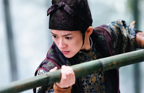 十面埋伏 蓝光原盘下载+高清MKV版/ 恋人 / 2004 House Of Flying Daggers 31.24G插图2-2QO爱趣游 十面埋伏 蓝光原盘下载+高清MKV版/ 恋人 / 2004 House Of Flying Daggers 31.24G插图2-2QO爱趣游